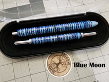 Load image into Gallery viewer, Seam Ripper (Custom Order)