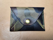 Load image into Gallery viewer, Minimalist Leather Card Envelope Wallet